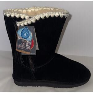 Lamo Women's Luna Black Suede Sheepskin Lined Boots Size 8